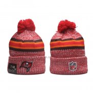 Gorro Beanie Tampa Bay Buccaneers New Era Sideline Rojo1