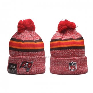 Gorro Beanie Tampa Bay Buccaneers New Era Sideline Rojo1